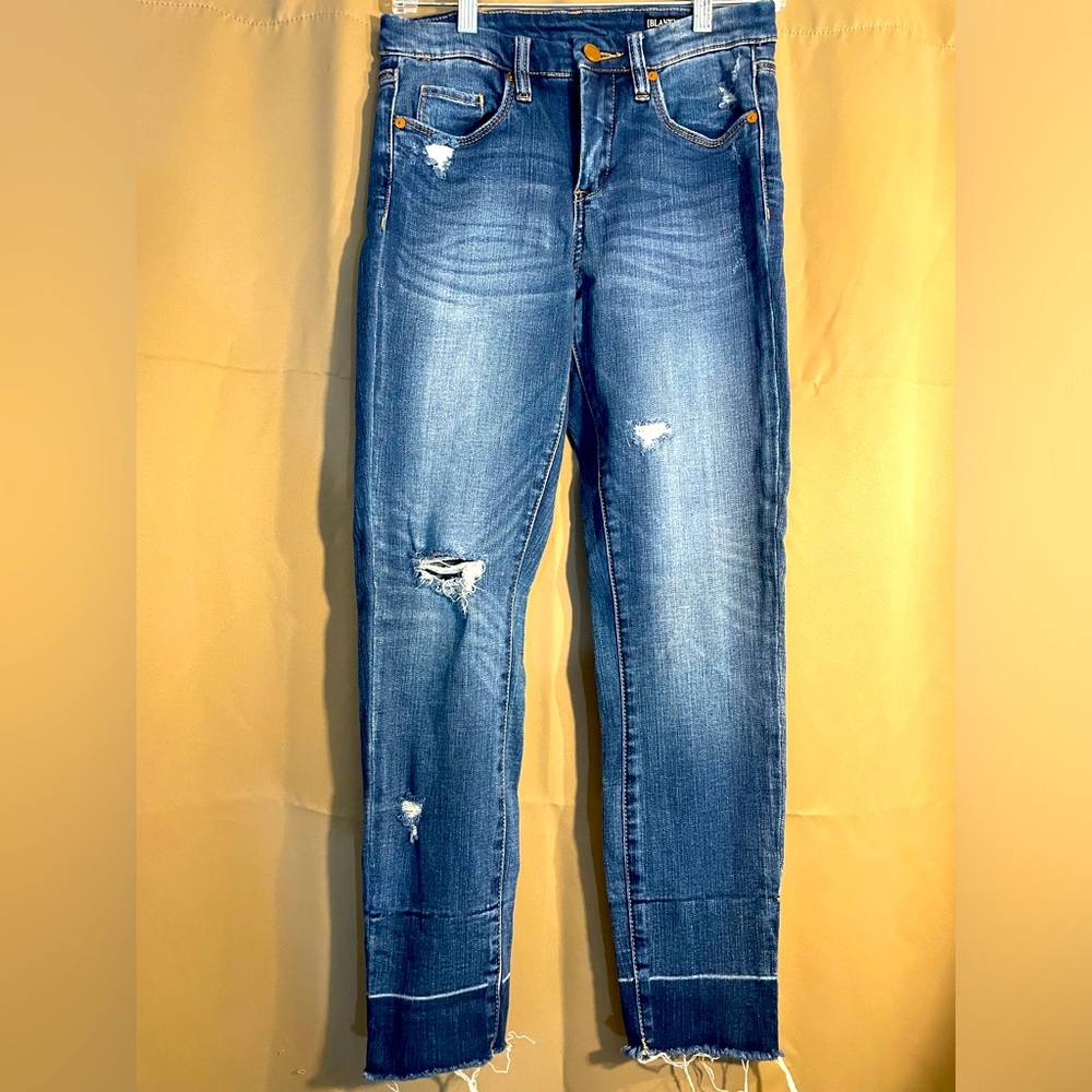 Blank NYC Mid Rise Skinny Jeans Women 28 Ankle Crop Distressed Whiskered Raw Hem